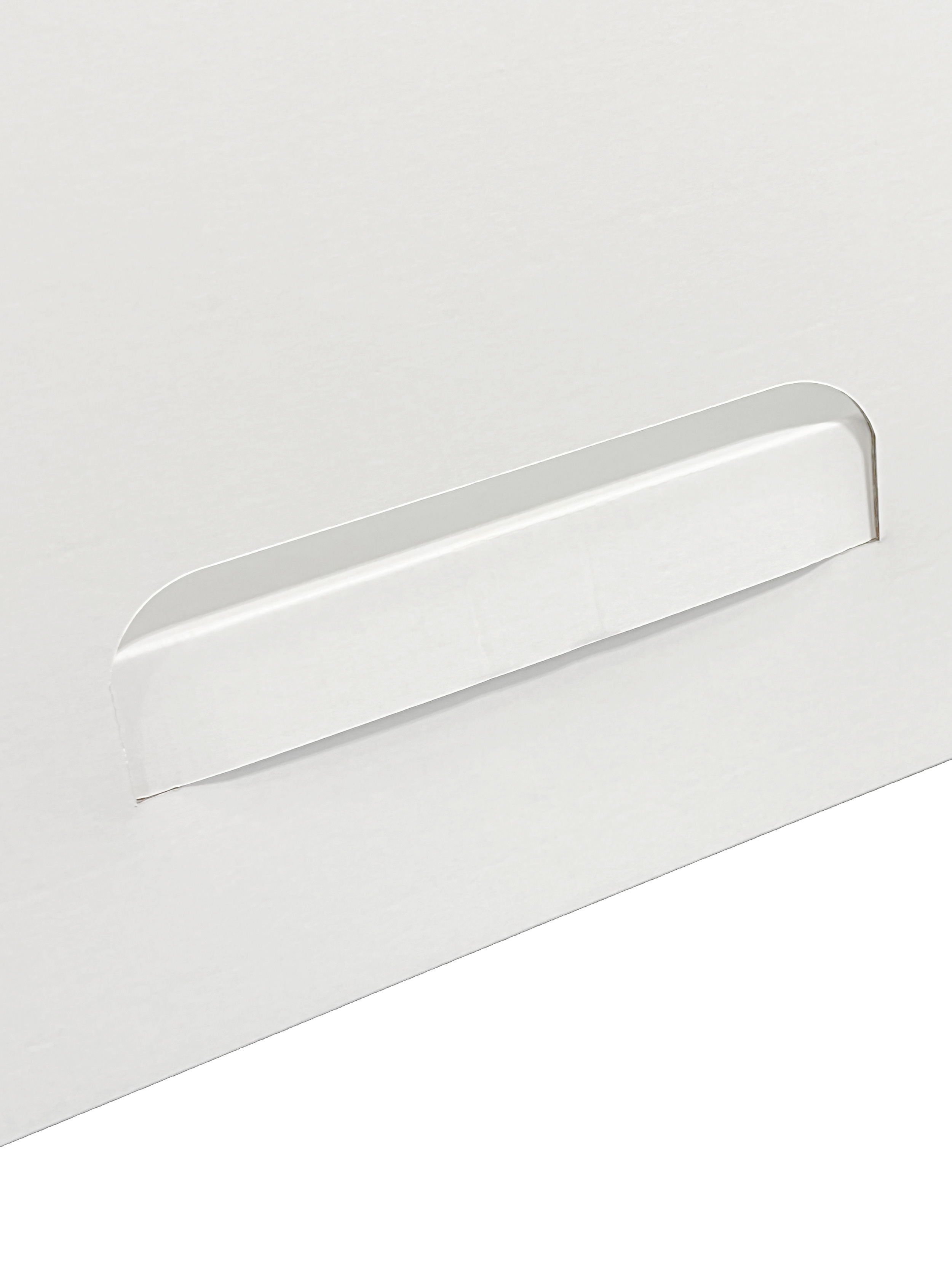 Bodensteller mit 3 Lagen und Topschild. Für Warengewichte von bis zu 7 KG je Lage.