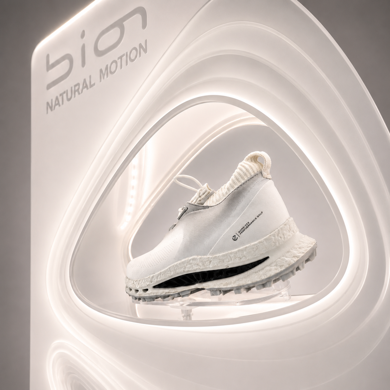 ECCO BIOM Leuchtdisplay für Golfschuhe am POS